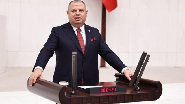 MHP'li Halil Öztürk Yerel Basının Sesi Oldu: "Yerel Medya Can Çekişiyor"